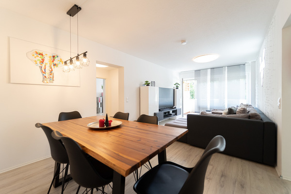 Hausansicht 2. Stock rechts Hausansicht 2. Stock rechts